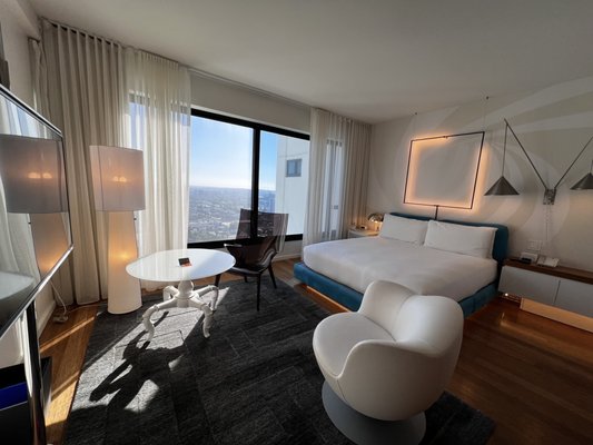 Mondrian Los Angeles by null
