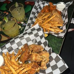 The Thirsty Turtle - Wings