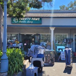 Thrifty Paws - Exterior