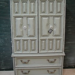 Curiosity Consignment Mega Warehouse - a piece I ordered