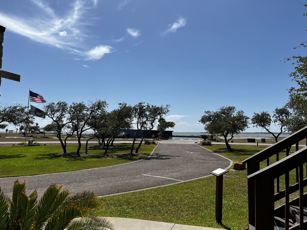 BAY FLATS LODGES Updated September 2024 61 Photos & 10 Reviews