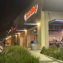 Exterior photo of SoCal Wings Hawthorne - Hawthorne, California Exterior photo of SoCal Wings Hawthorne - Hawthorne, California