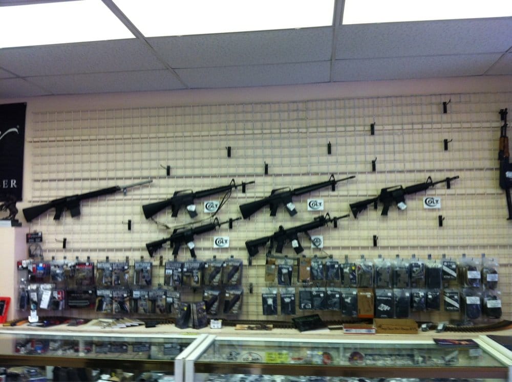 TUCSON GUNS & WESTERN ARTIFACTS CLOSED 10 Reviews 8556 E Broadway
