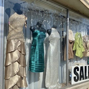 Ritzy Rags Consignment - Women's Clothing Near Me - Buffalo, New York