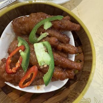 Yan Peninsula - Braised chicken feet - Seafood Near Me - Millbrae, California