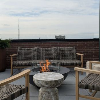 Topa - Cocktail Bars Near Me - Detroit, Michigan