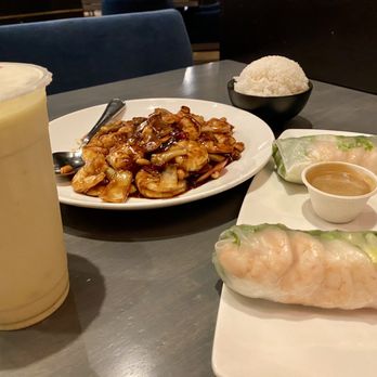 Mozen Asian Kitchen - Mango boba smoothie, kung pao shrimp, fresh spring rolls - Bubble Tea Near Me - Cabazon, California Mozen Asian Kitchen - Mango boba smoothie, kung pao shrimp, fresh spring rolls - Bubble Tea Near Me - Cabazon, California