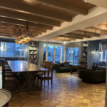 The Seabird Resort - Library - Resorts Near Me - Oceanside, California