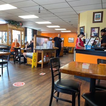 The Parkway Cafe - Indoor hometown feel - Breakfast & Brunch Near Me - Boulder, Colorado The Parkway Cafe - Indoor hometown feel - Breakfast & Brunch Near Me - Boulder, Colorado