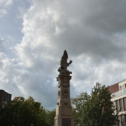 Denkmalplatz