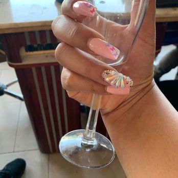 Peerage Nail Spa - Wine and beautiful nails - Nail Salons Near Me - San Jose, California Peerage Nail Spa - Wine and beautiful nails - Nail Salons Near Me - San Jose, California