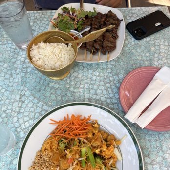 Thai Basil - Lamb skewers and tofu pad Thai (spicy) - Thai Near Me - Sunnyvale, California