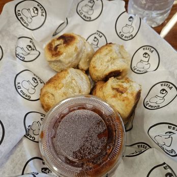 Geno D's Pizza - Garlic knots - Pizza Near Me - Charlotte, North Carolina