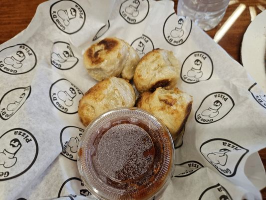 Geno D's Pizza by null