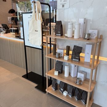 Da Vien Coffee - Cute merch @jhennybventures (ig/tiktok) - Coffee & Tea Near Me - Alhambra, California