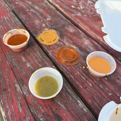 Taqueria Salsabanero - 3 Salsas (red, green, & habanero)