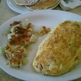 Sugar Bowl - Create your own omelette - Breakfast & Brunch Near Me - Des Plaines, Illinois