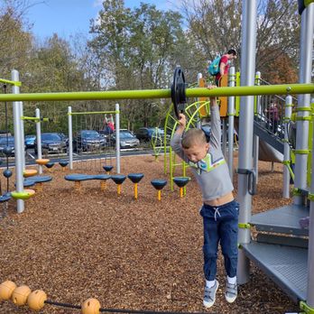 Dewey Local Park - Hanging out at #deweylocalpark with Jude #fall @yelpdc - Dog Parks Near Me - Silver Spring, Maryland