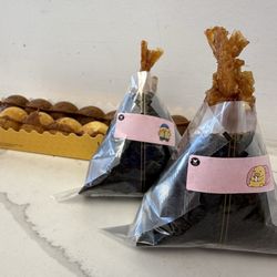 Quarters Teahouse - Onigiri with shrimp tempura is seasoned by a strong Tonkatsu sauce