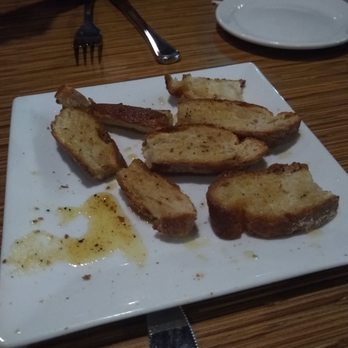 Agliolio - Garlic bread - Italian Near Me - Boynton Beach, Florida