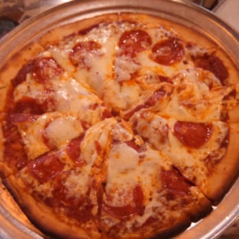 Fratelli's Bistro - Gluten free pizza with pepperoni and extra cheese, yummy! - Italian Near Me - Gallup, New Mexico