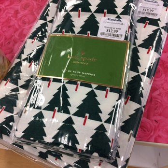 Marshalls - My daughter found Kate Spade Xmas Tablecloth and Napkins today. Score 11/07/18 - Department Stores Near Me - New York, New York