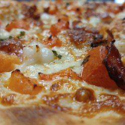 Wise Guys Pizza - Our XLT Oven cooks EVERY pizza to perfection.  EVERY TIME!