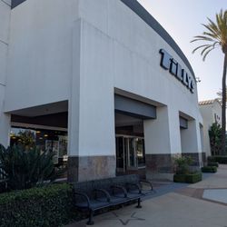 Tillys - Storefront