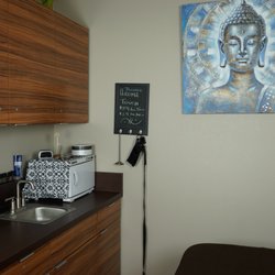 Academe Massage & Wellness - Massage Room!