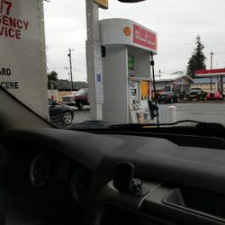 Jackson's Shell Gas Station