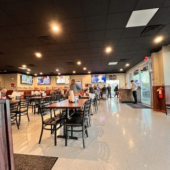 Jefferson’s - the inside of a restaurant - Burgers Near Me - Owens Cross Roads, Alabama Jefferson’s - the inside of a restaurant - Burgers Near Me - Owens Cross Roads, Alabama