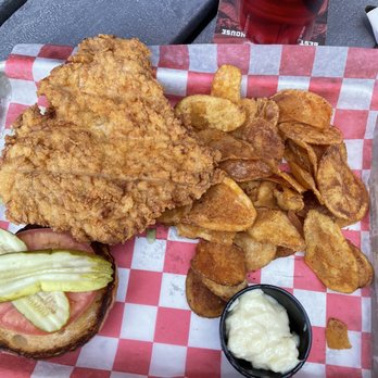 Parks Place Pub - Tenderloin - Sports Bars Near Me - Fishers, Indiana