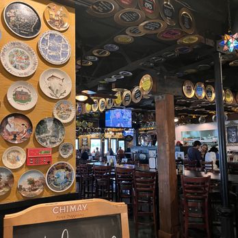 The Flying Saucer - The ambiance is awesome! - Pubs Near Me - Garland, Texas