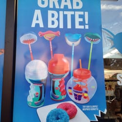 7-Eleven - SHARK WEEK