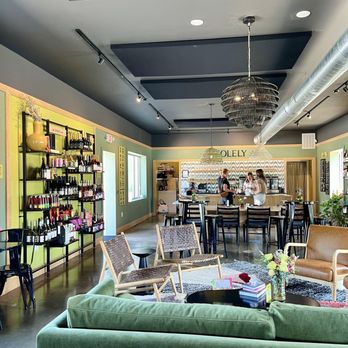 Solely Wine - Lounge Seating - Venues & Event Spaces Near Me - Indianapolis, Indiana