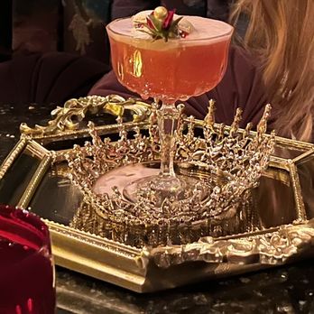 Vanderpump A Paris - Bon Anni-Versailles - French Near Me - Las Vegas, Nevada