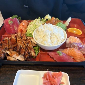 Sushi 21 - Oliver's Plate. - Sushi Bars Near Me - San Pedro, California Sushi 21 - Oliver's Plate. - Sushi Bars Near Me - San Pedro, California