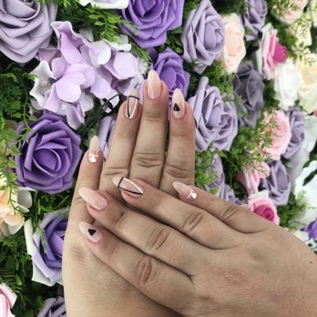 Blooming Nail Bar - GelX - Nail Salons Near Me - Burbank, California