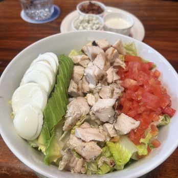Q's Billiard Club - Cobb salad - Pool Halls Near Me - Los Angeles, California Q's Billiard Club - Cobb salad - Pool Halls Near Me - Los Angeles, California