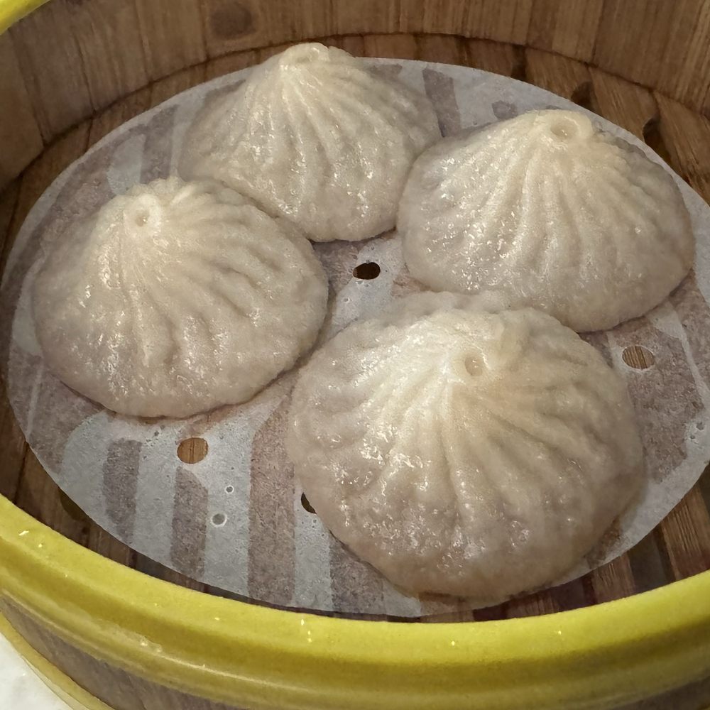 Chi Restaurant & Bar - Szechuan Near Me - New York, New York