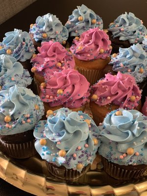 Jazmin’s Bakery & Donuts San Fernando by null