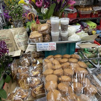 Long Phung Bakery - Baked goods - Bakeries Near Me - Westminster, California Long Phung Bakery - Baked goods - Bakeries Near Me - Westminster, California