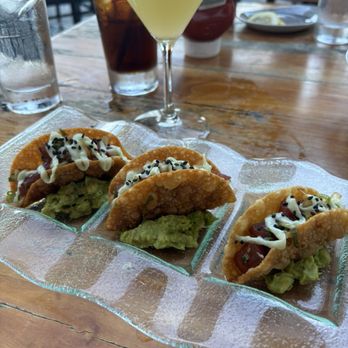 Duke's La Jolla - Poke Tacos - New American Near Me - La Jolla, California
