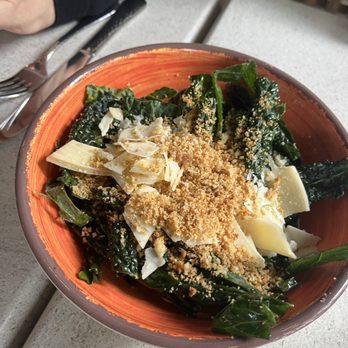 Brambly Park - Kale Salad - Parks Near Me - Richmond, Virginia