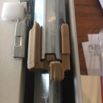 SieMatic - Broken drawer glides. All supposedly under warranty... If there's anybody to answer the phone - Interior Design Near Me - Dania Beach, Florida