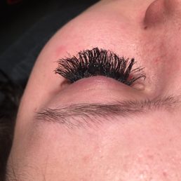 Here's a prime example of what you don't want your lashes to look like. There's extreme amounts of glue.