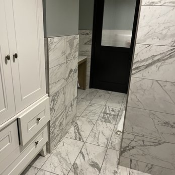 Noelle - Bathroom - Hotels Near Me - Nashville, Tennessee
