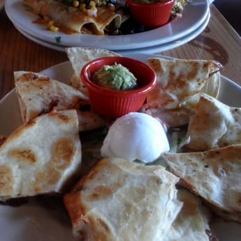 Chili's - Enchiladas and quesadilla - Bars Near Me - Baldwin Place, New York