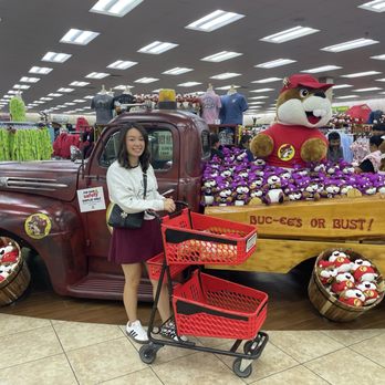 Buc-ee's - Gas Stations Near Me - Fort Worth, Texas