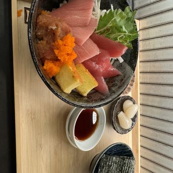 Tamu - Sushi Bars Near Me - Chicago, Illinois Tamu - Sushi Bars Near Me - Chicago, Illinois